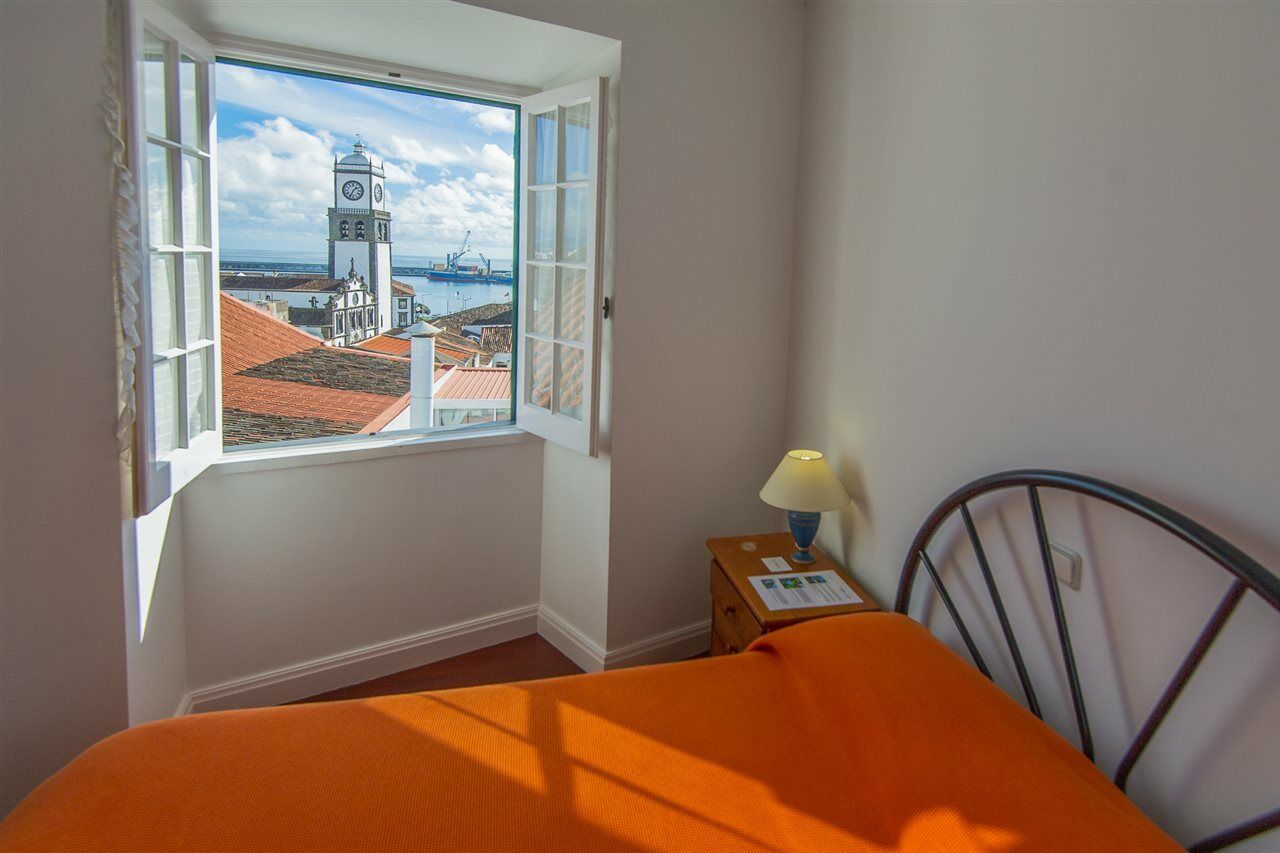 Comercial Boutique Guest House Понта Делгада Екстериор снимка